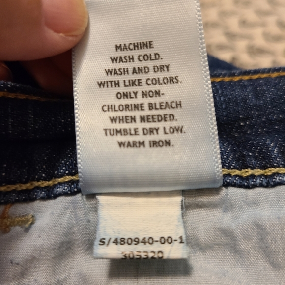 Old Navy The Flirt size 18 Boot Cut Mid Rise Dark Rinse - Picture 8 of 8